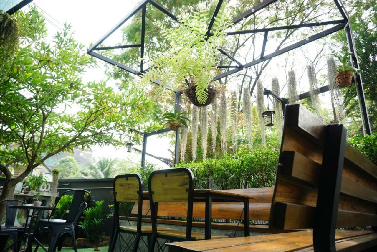 Tanwa Hotel Chiang Mai Exteriör bild